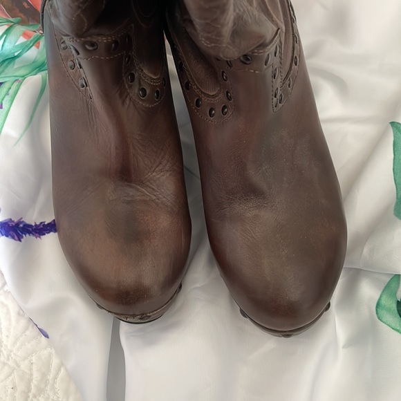 Ariat cowboy boots - Picture 6 of 14